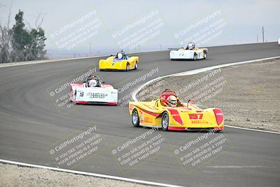 media/Jan-26-2025-CalClub SCCA (Sun) [[cfcea7df88]]/Group 6/Race/